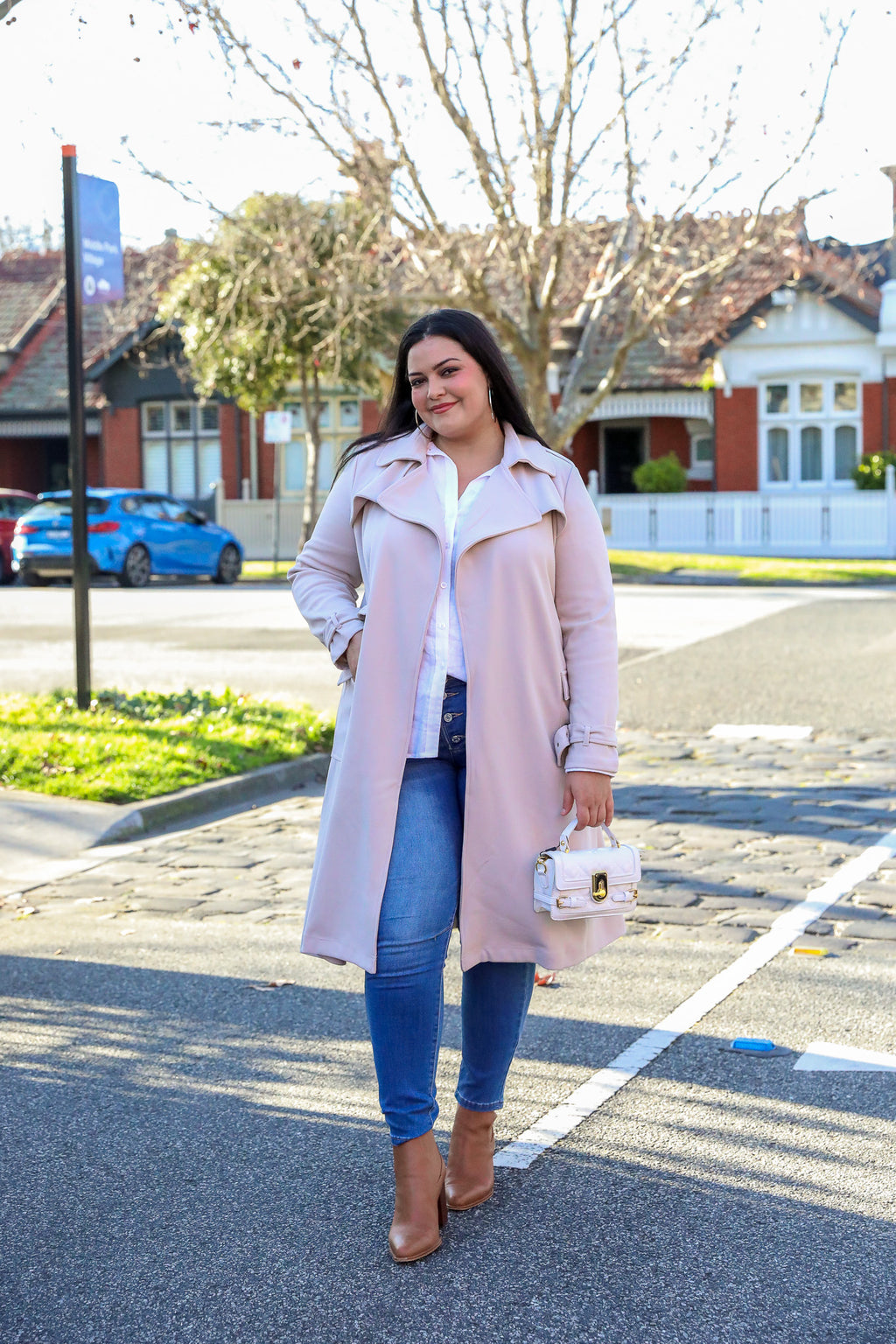 how to wear pastel jeans - how to wear pink jeans - pink jeans