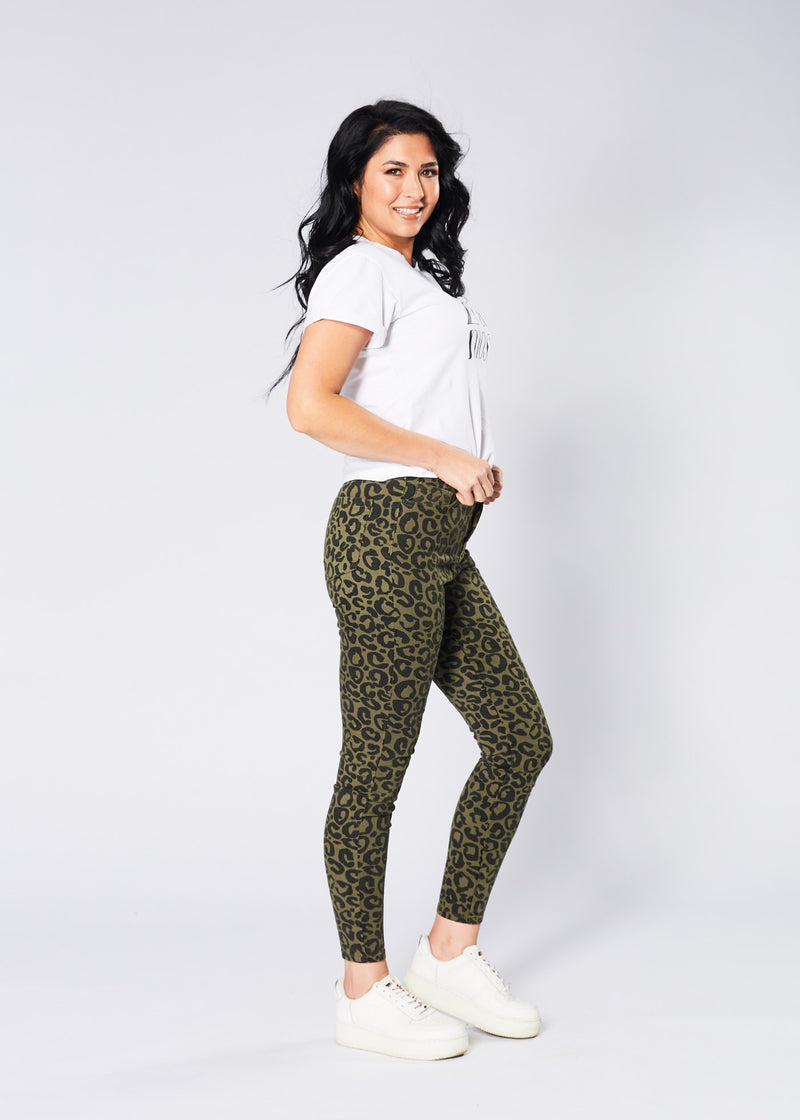 Lana Jeans - Khaki Leopard